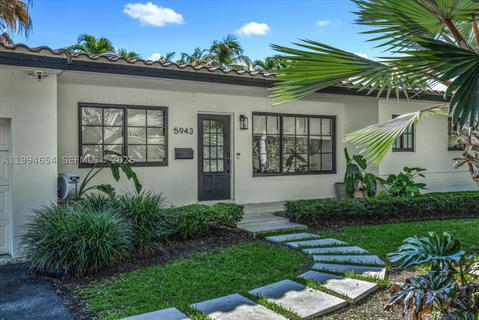 Real estate property located at 5943 65th Ave, Miami-dade, Merion Park, South Miami, FL