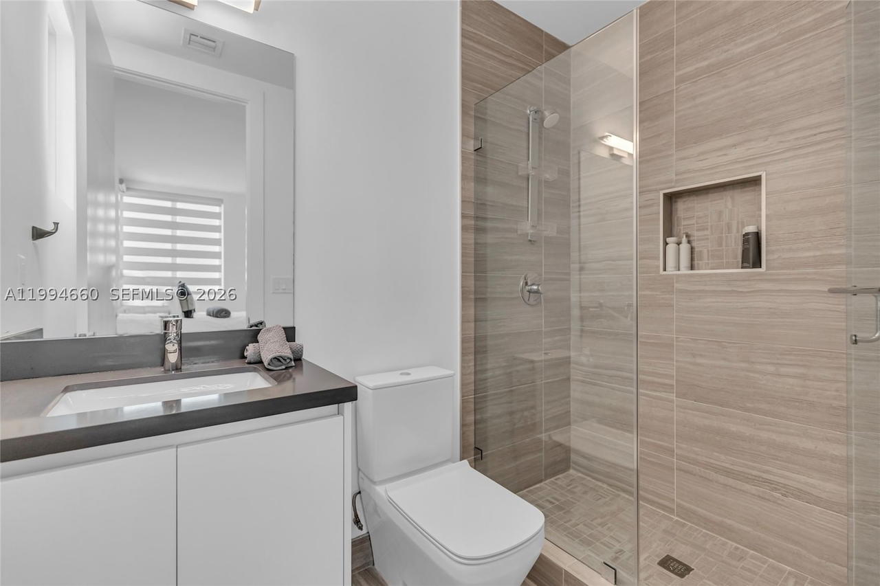 Real estate property located at 16631 Sunset Way, Broward, Botaniko At Weston, Weston, FL