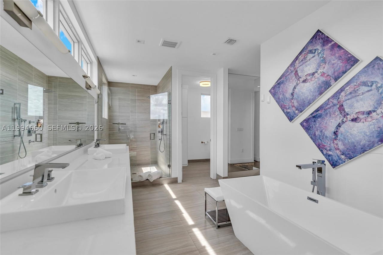 Real estate property located at 16631 Sunset Way, Broward, Botaniko At Weston, Weston, FL