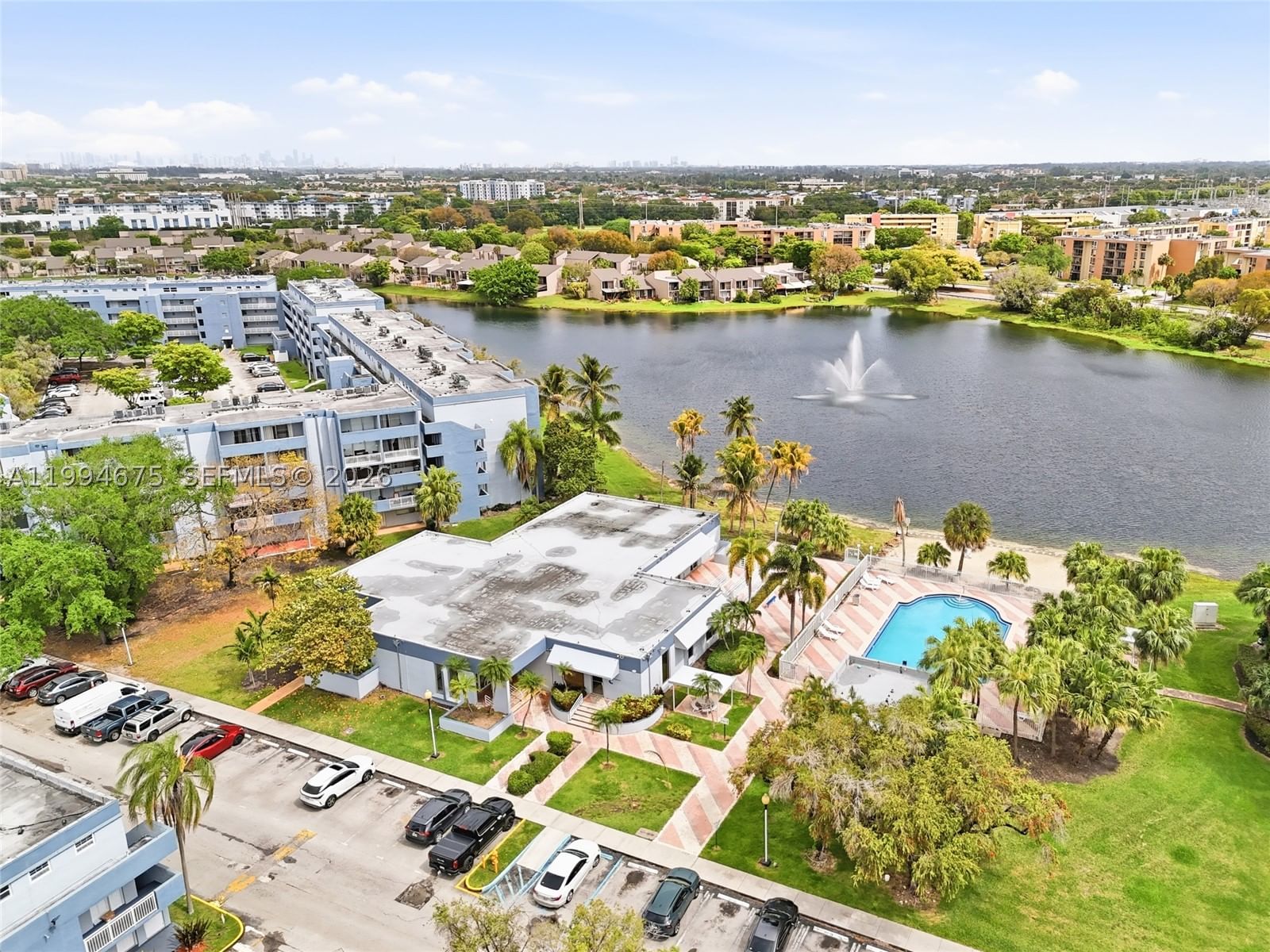 Real estate property located at 9375 Fontainebleau Blvd L301, Miami-dade, The Beach Club Fontainebl, Miami, FL