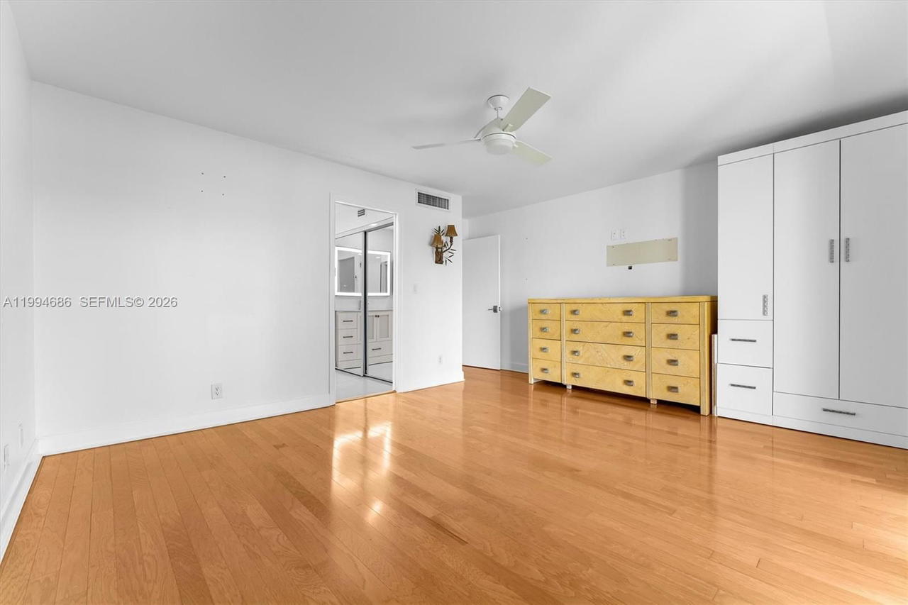 Real estate property located at 392 Golfview Rd A, Palm Beach, Royale Harbour Condo Or 2, North Palm Beach, FL