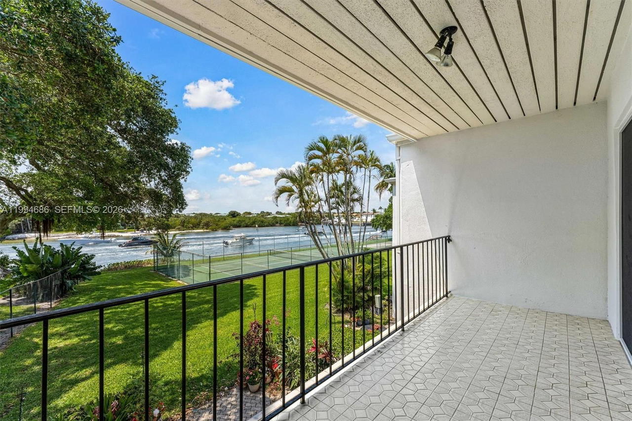 Real estate property located at 392 Golfview Rd A, Palm Beach, Royale Harbour Condo Or 2, North Palm Beach, FL