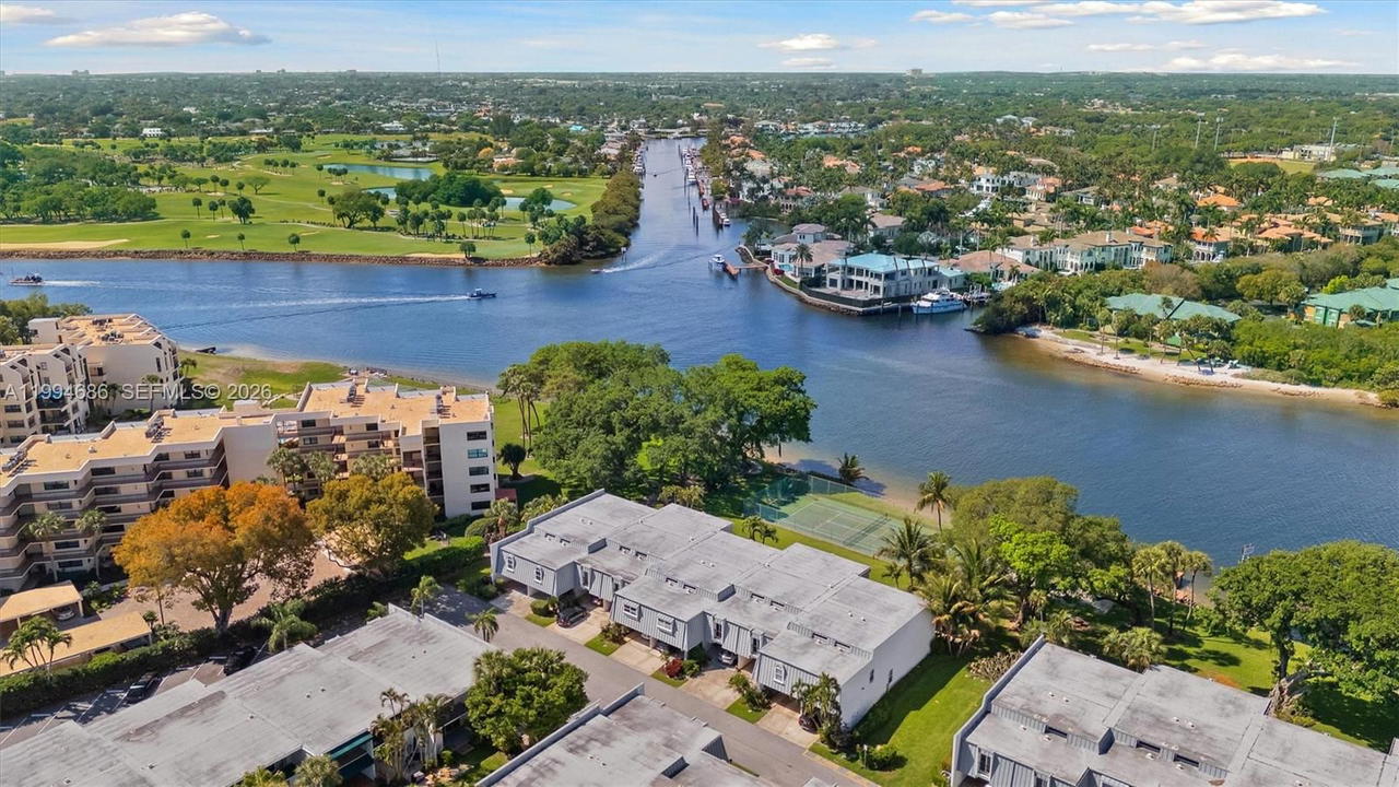 Real estate property located at 392 Golfview Rd A, Palm Beach, Royale Harbour Condo Or 2, North Palm Beach, FL