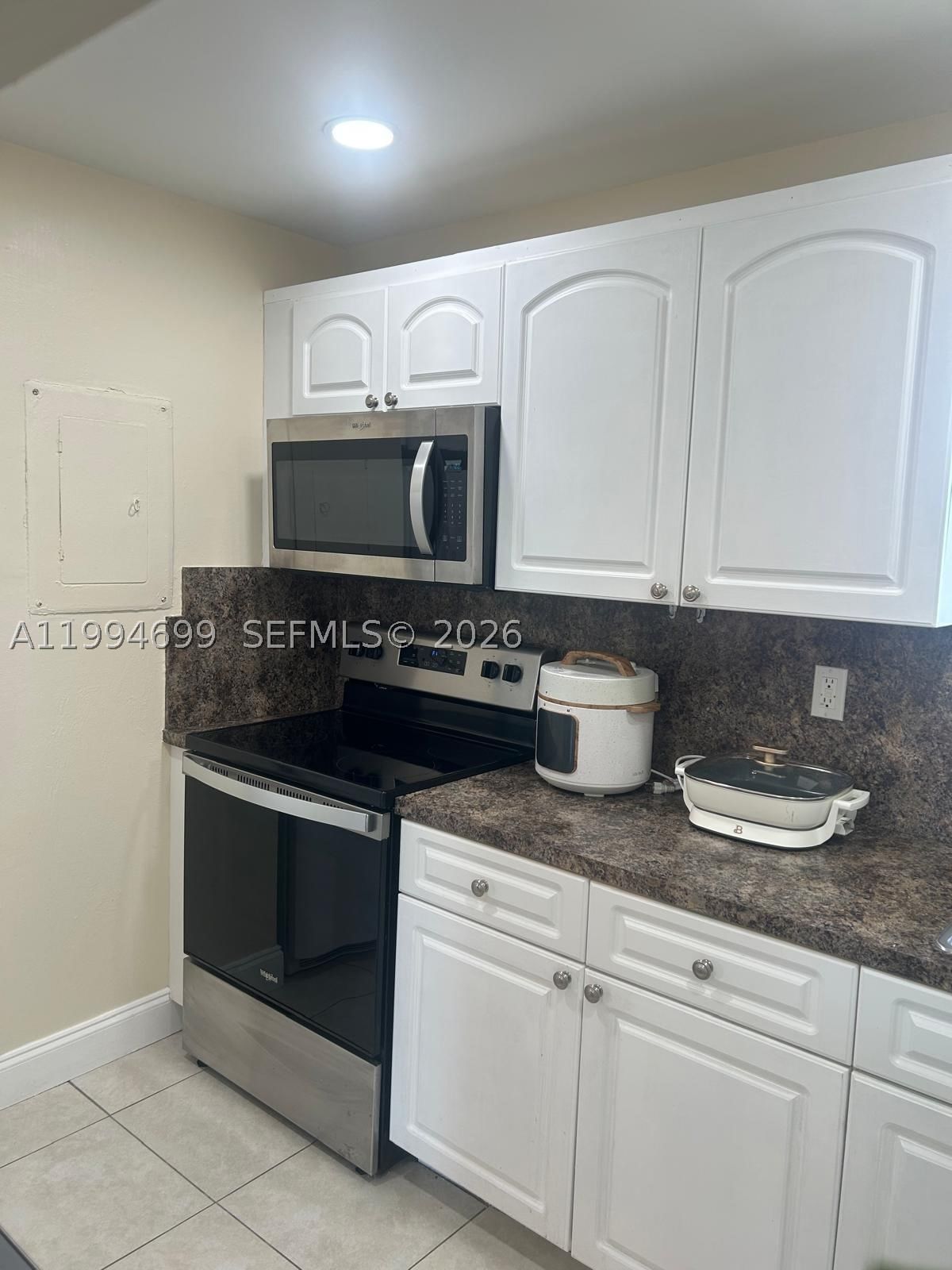 Real estate property located at 1700 191st St #304, Miami-dade, Jade Winds Grp Easter Lil, Miami, FL