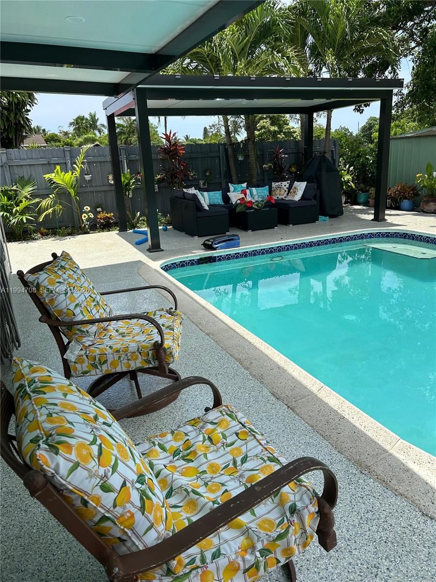 Real estate property located at 6582 1st St, Broward, Oriole Margate Sec 1, Margate, FL