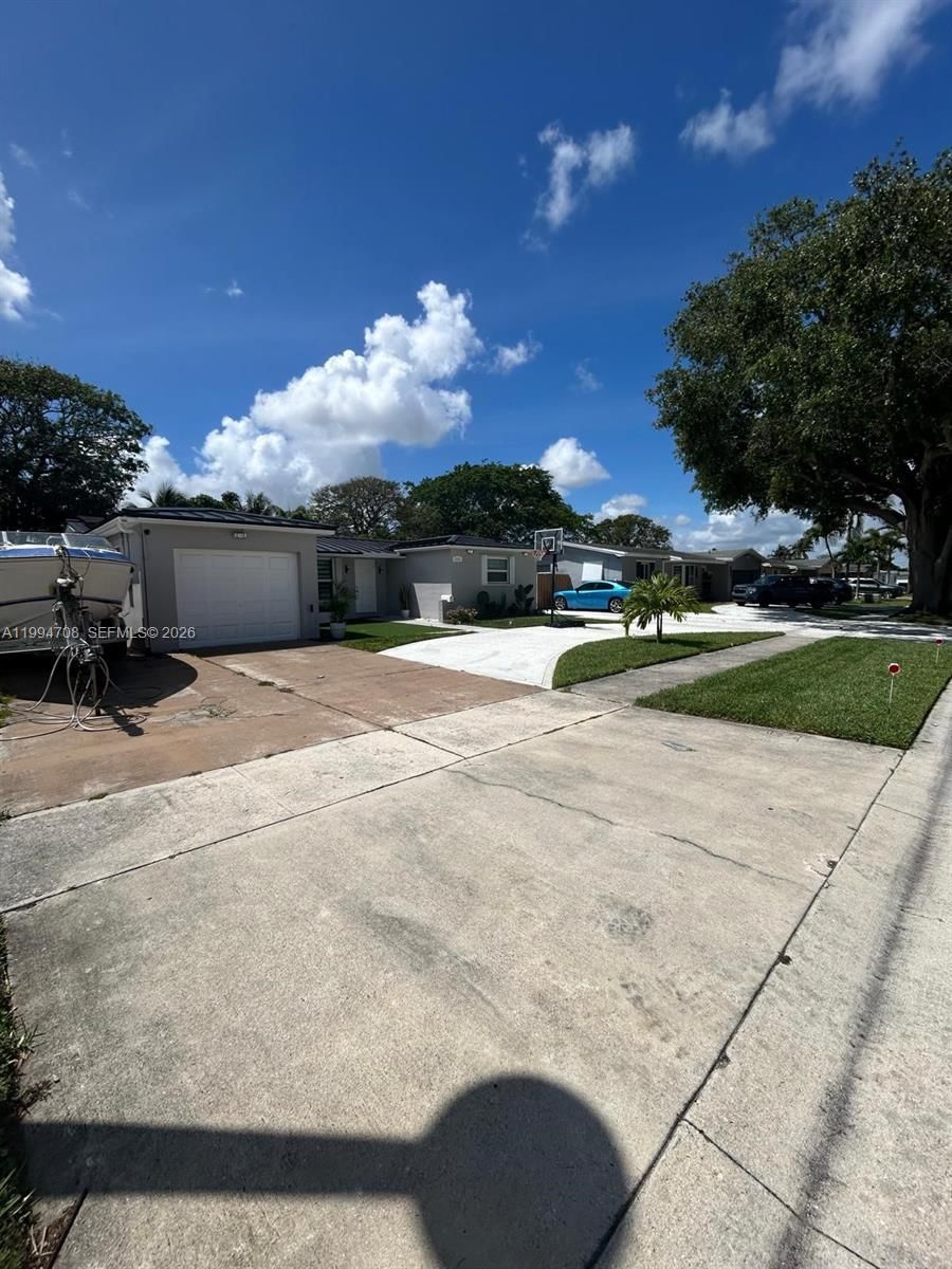 Real estate property located at 6582 1st St, Broward, Oriole Margate Sec 1, Margate, FL