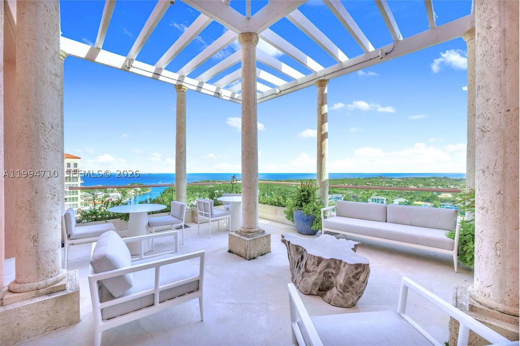 Real estate property located at 60 Edgewater Dr TS-A, Miami-dade, The Gables Condo, Coral Gables, FL