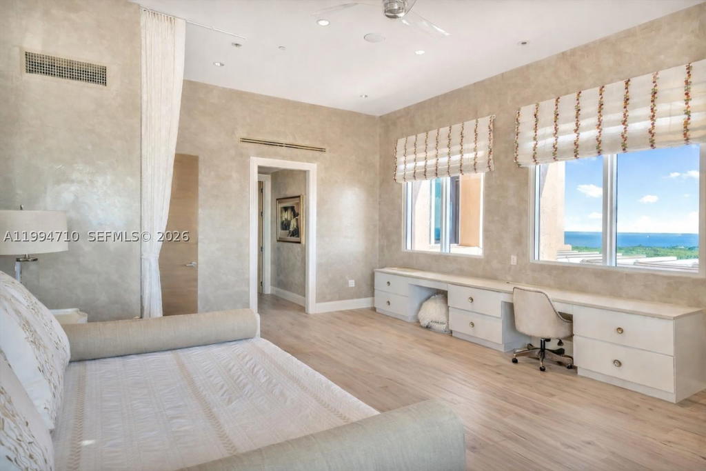 Real estate property located at 60 Edgewater Dr TS-A, Miami-dade, The Gables Condo, Coral Gables, FL