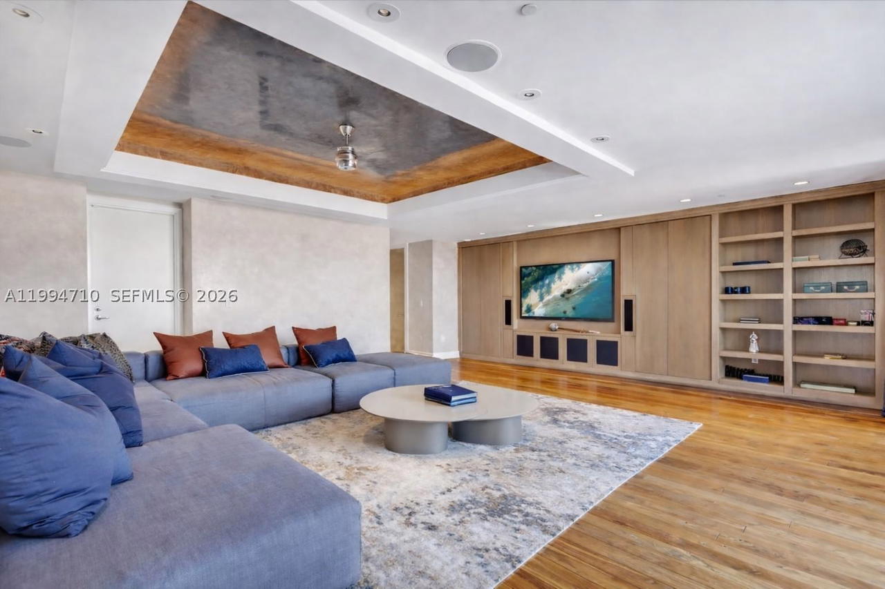 Real estate property located at 60 Edgewater Dr TS-A, Miami-dade, The Gables Condo, Coral Gables, FL