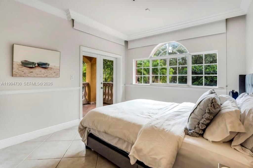 Real estate property located at 2841 Day Ave #2841, Miami-dade, Cornelia M Day Sub, Miami, FL