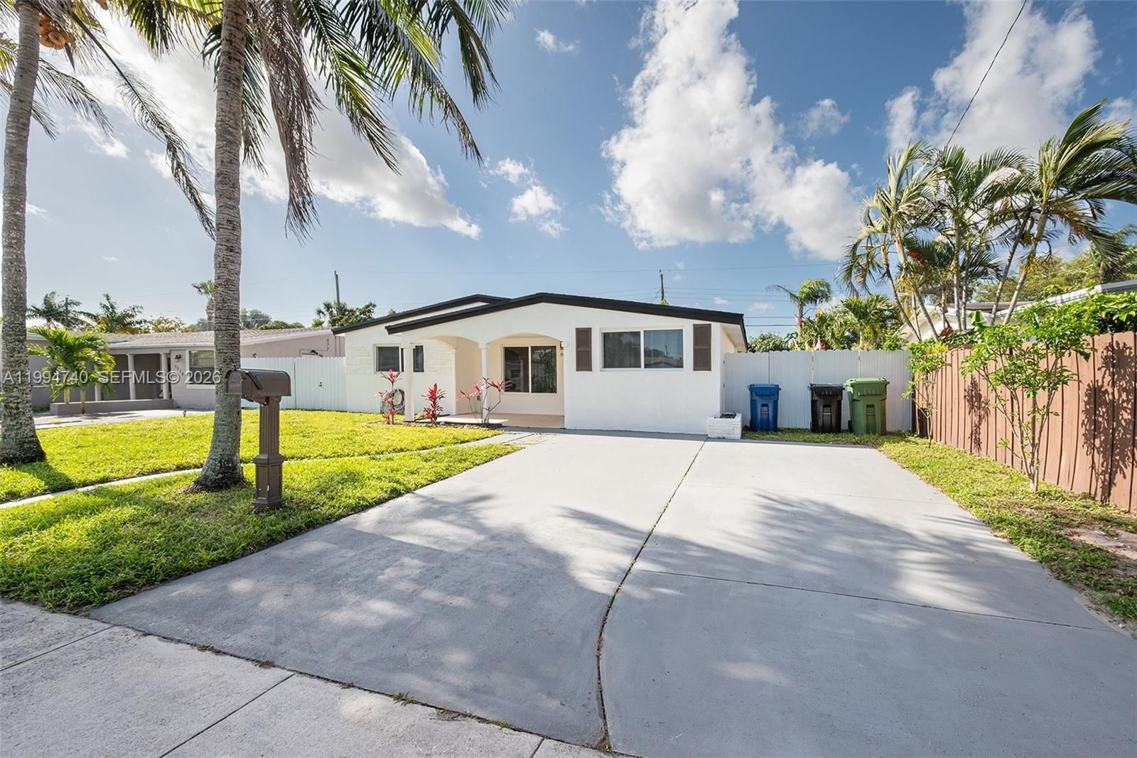 Real estate property located at 3524 14th St, Broward, Pearl Estates, Fort Lauderdale, FL