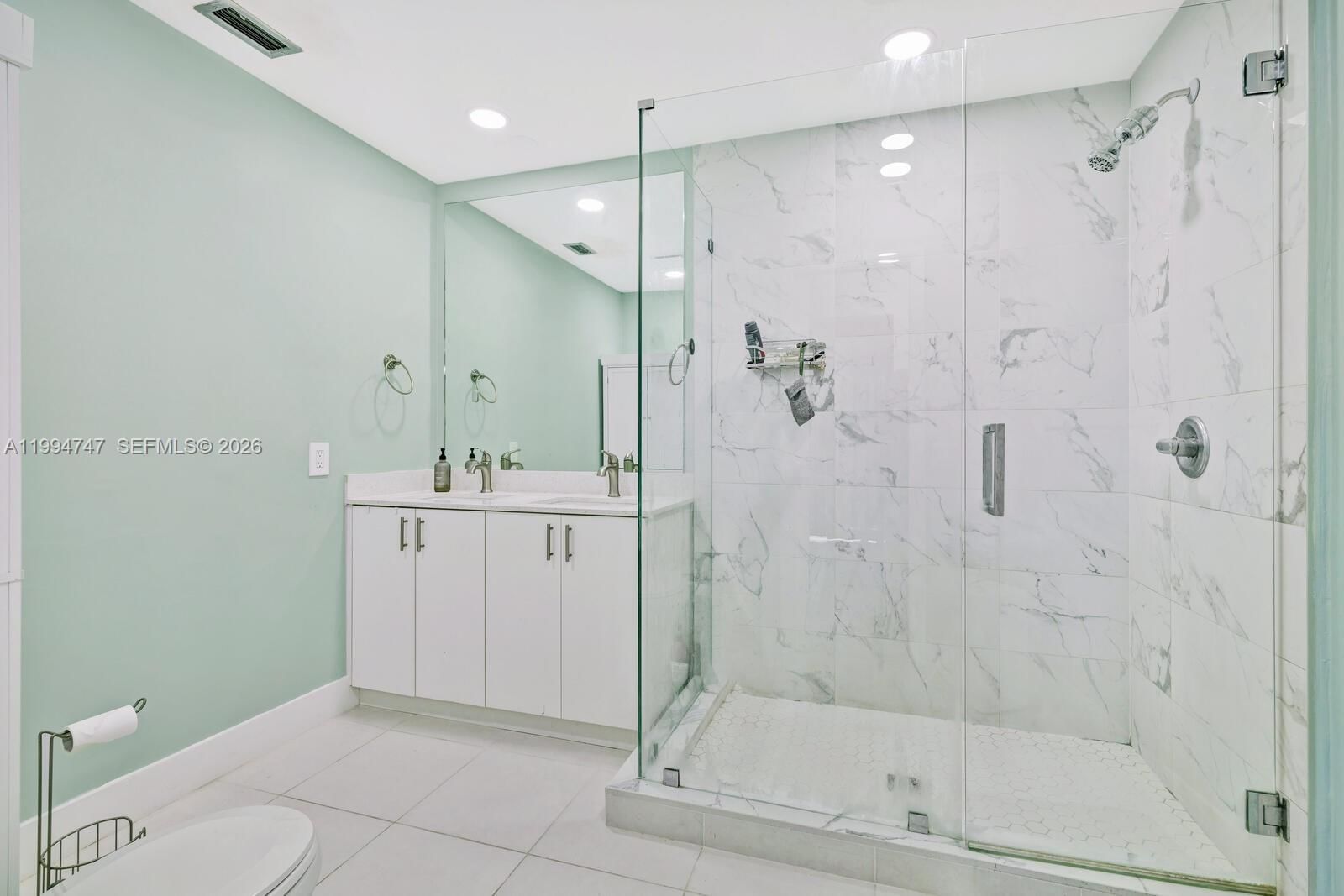 Real estate property located at 2700 University Dr #3C, Broward, University Village East I, Davie, FL