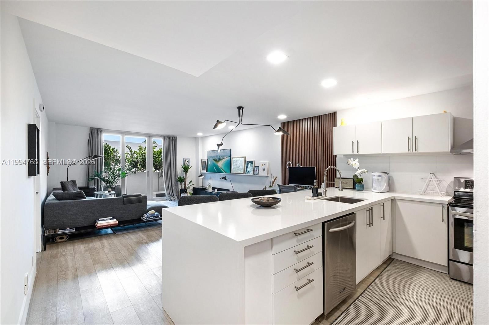 Real estate property located at 5 Island Ave LF, Miami-dade, Island Terrace Condo, Miami Beach, FL