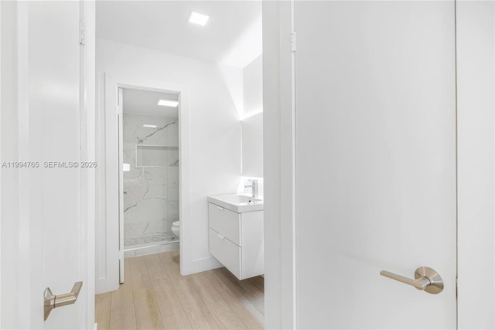 Real estate property located at 5 Island Ave LF, Miami-dade, Island Terrace Condo, Miami Beach, FL