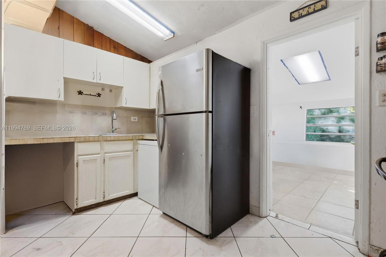 Real estate property located at 1664 179th St, Miami-dade, Beach Park Sub, North Miami Beach, FL