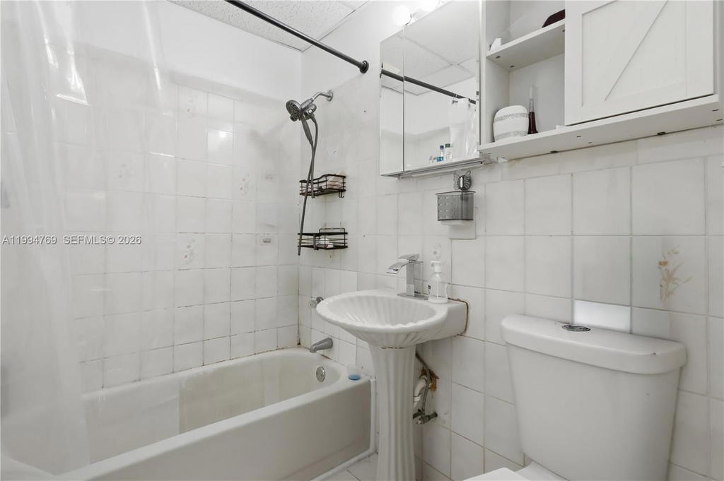 Real estate property located at 1664 179th St, Miami-dade, Beach Park Sub, North Miami Beach, FL