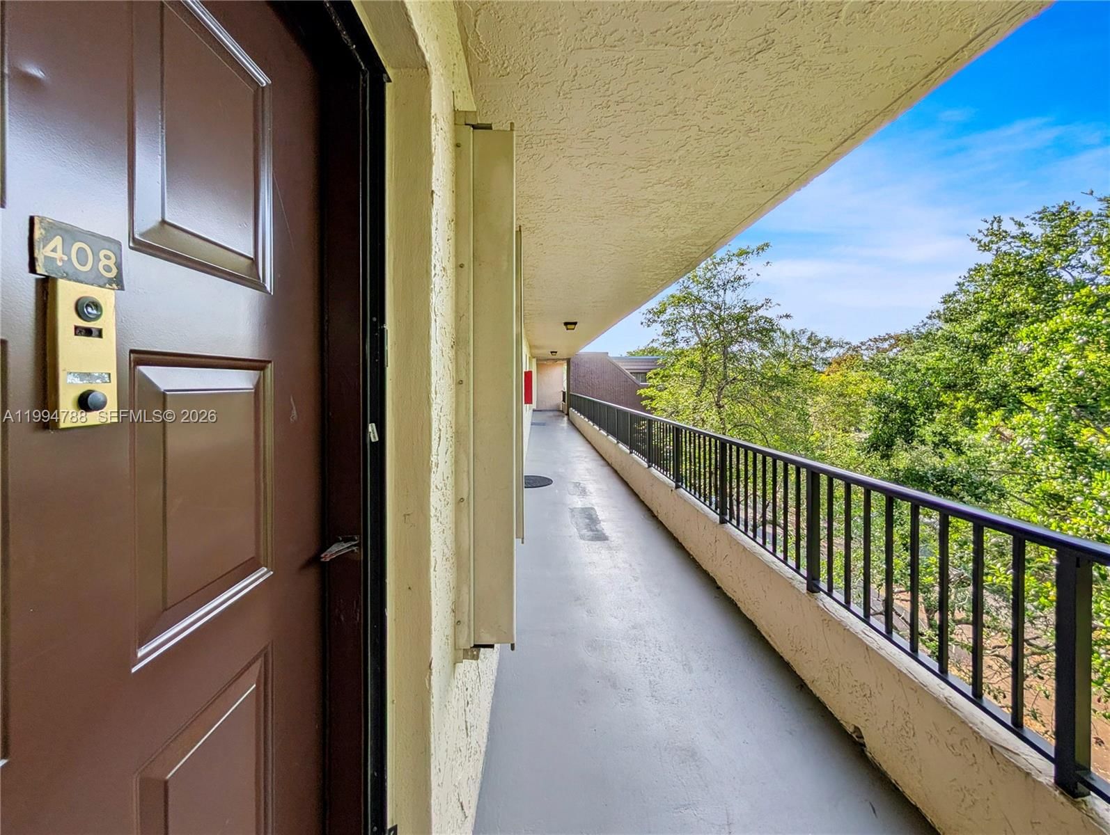 Real estate property located at 10501 Broward Blvd #408, Broward, Plantation Racquet Club, Plantation, FL