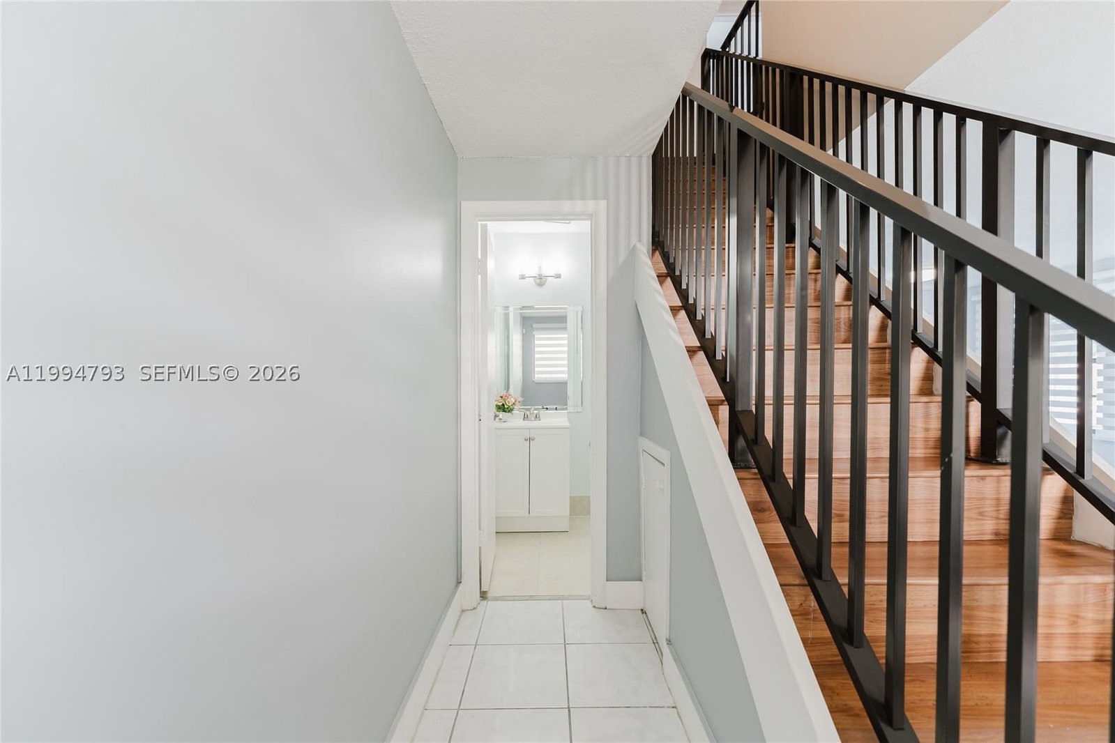Real estate property located at 2570 Coral Springs Dr #2570, Broward, Palm Springs Village Cond, Coral Springs, FL