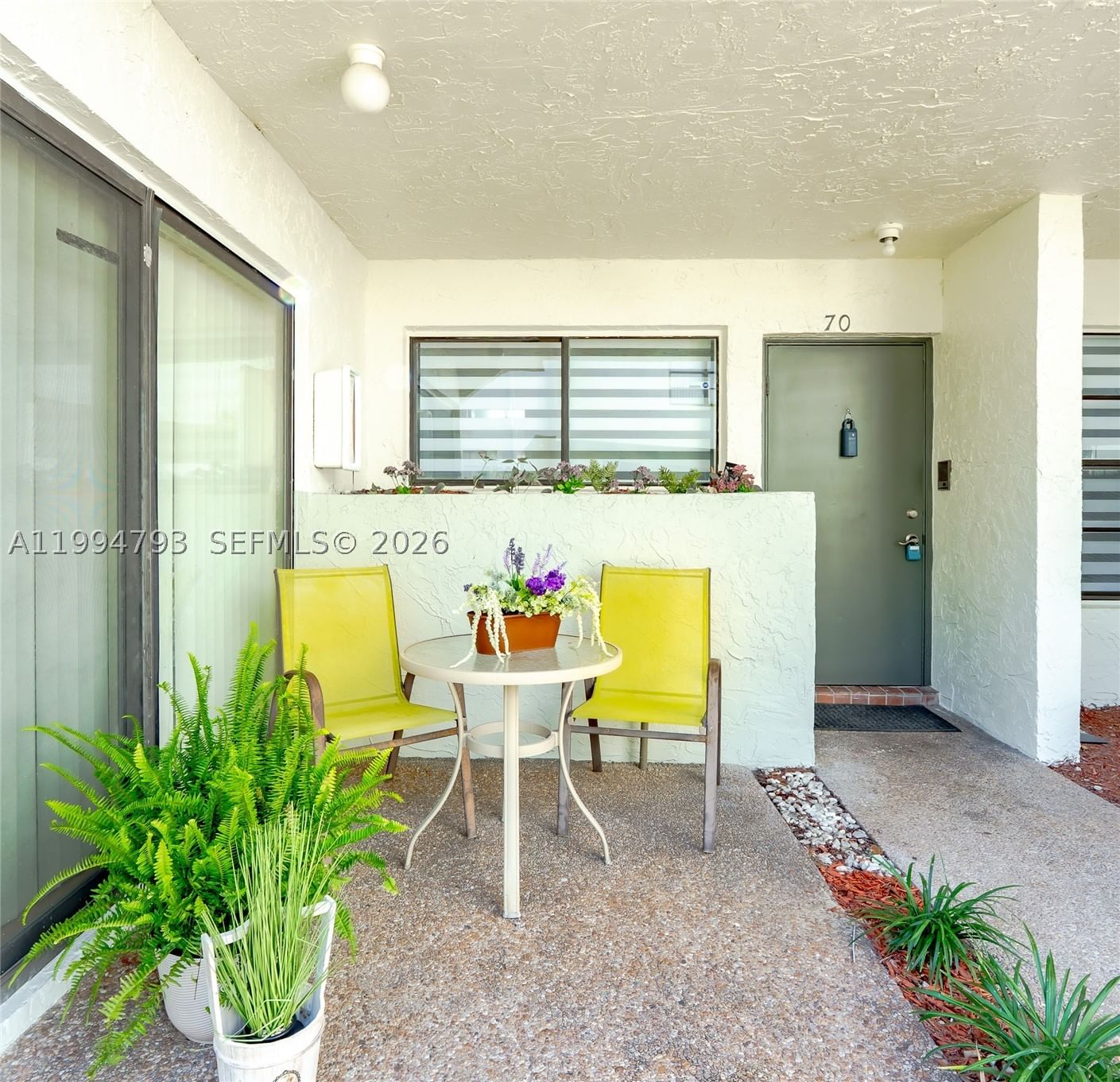 Real estate property located at 2570 Coral Springs Dr #2570, Broward, Palm Springs Village Cond, Coral Springs, FL