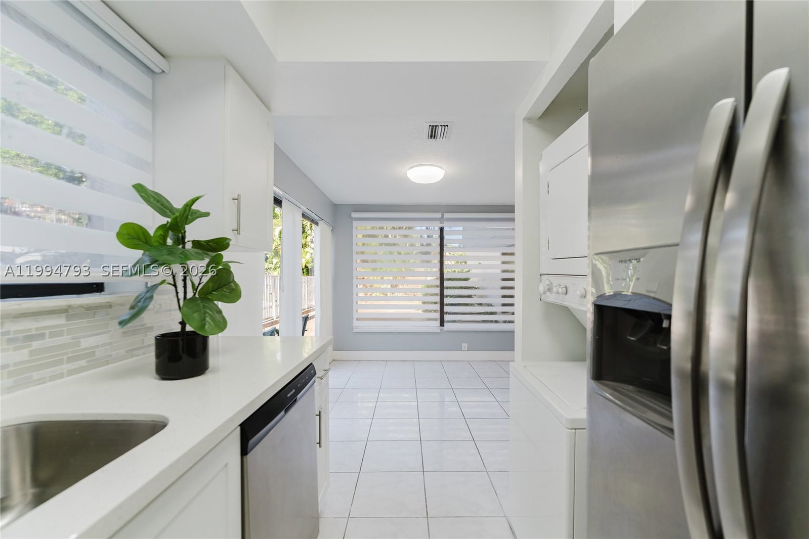 Real estate property located at 2570 Coral Springs Dr #2570, Broward, Palm Springs Village Cond, Coral Springs, FL