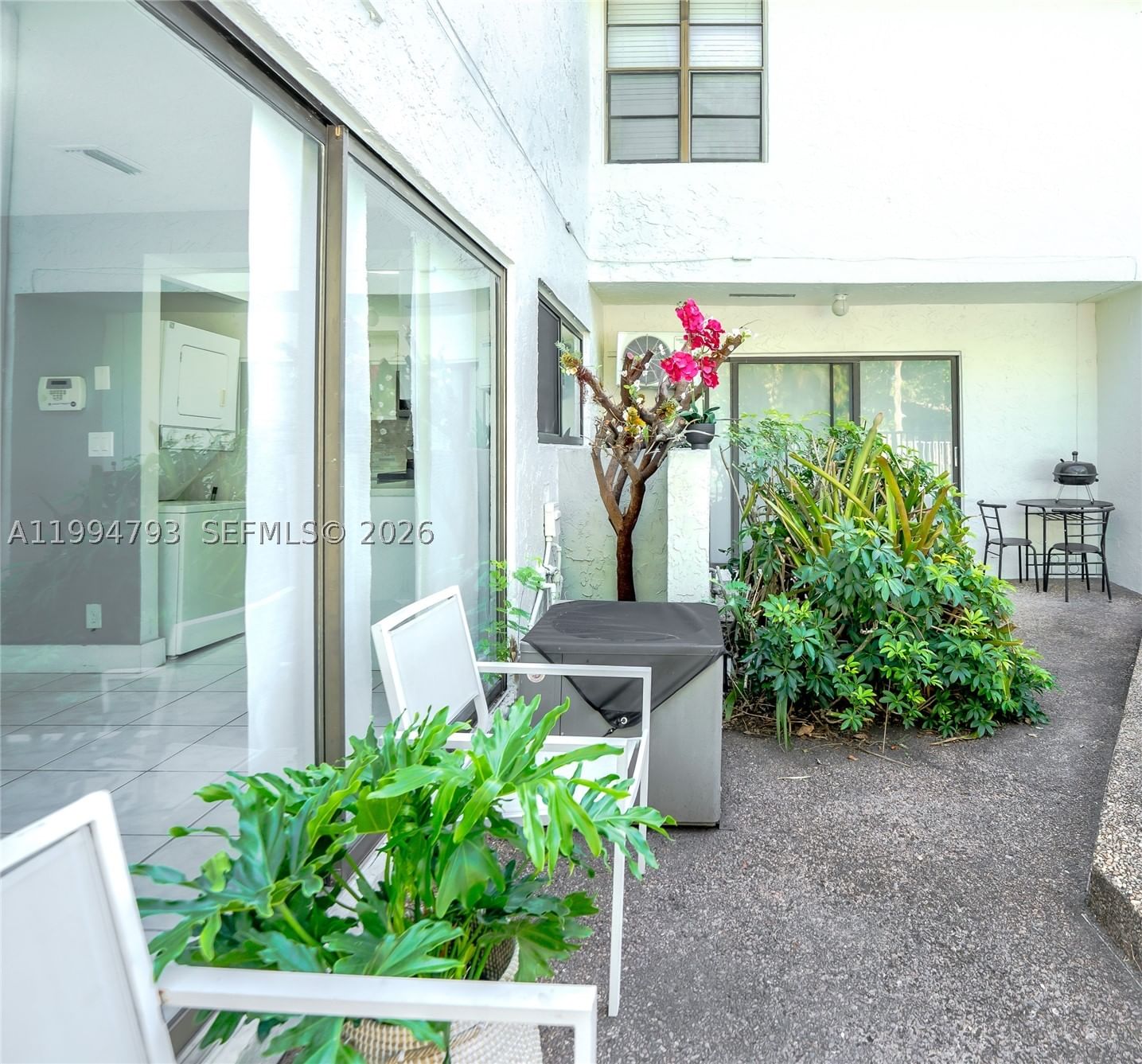 Real estate property located at 2570 Coral Springs Dr #2570, Broward, Palm Springs Village Cond, Coral Springs, FL