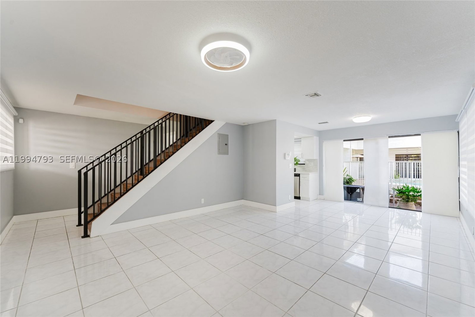 Real estate property located at 2570 Coral Springs Dr #2570, Broward, Palm Springs Village Cond, Coral Springs, FL