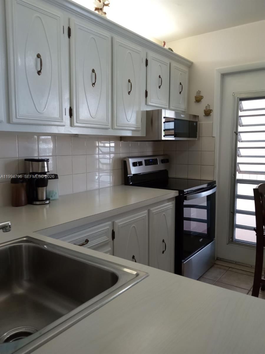 Real estate property located at , Broward, Topaz South Condo, Lauderdale Lakes, FL