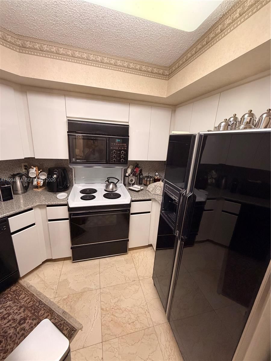 Real estate property located at 6767 Collins Ave #504, Miami-dade, The Sterling Condo, Miami Beach, FL