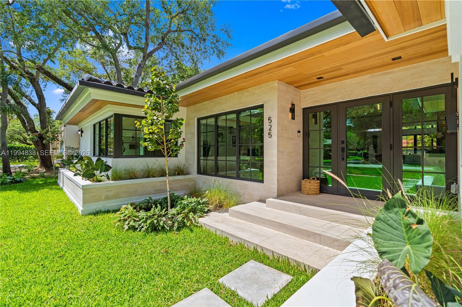 Real estate property located at 525 101 St, Miami-dade, Miami Shores Sec 4 Amd Pl, Miami Shores, FL