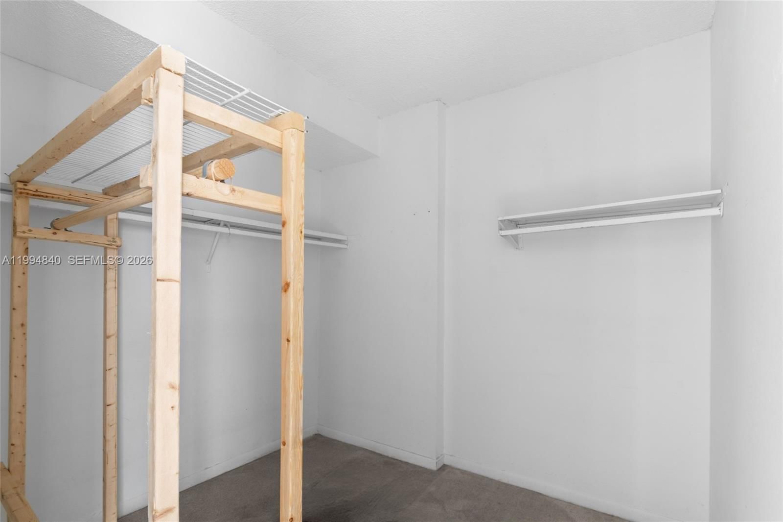 Real estate property located at 14250 62nd St #402, Miami-dade, Cypress Club Of Kendale C, Miami, FL