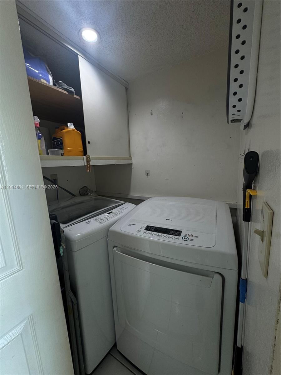 Real estate property located at 2055 122nd Ave #403, Miami-dade, International Towers Cond, Miami, FL