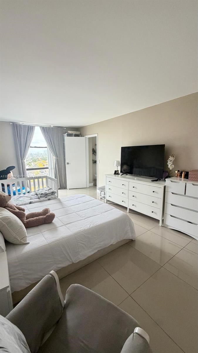 Real estate property located at 13499 Biscayne Blvd #805, Miami-dade, Sailboat Cay Condo, North Miami, FL