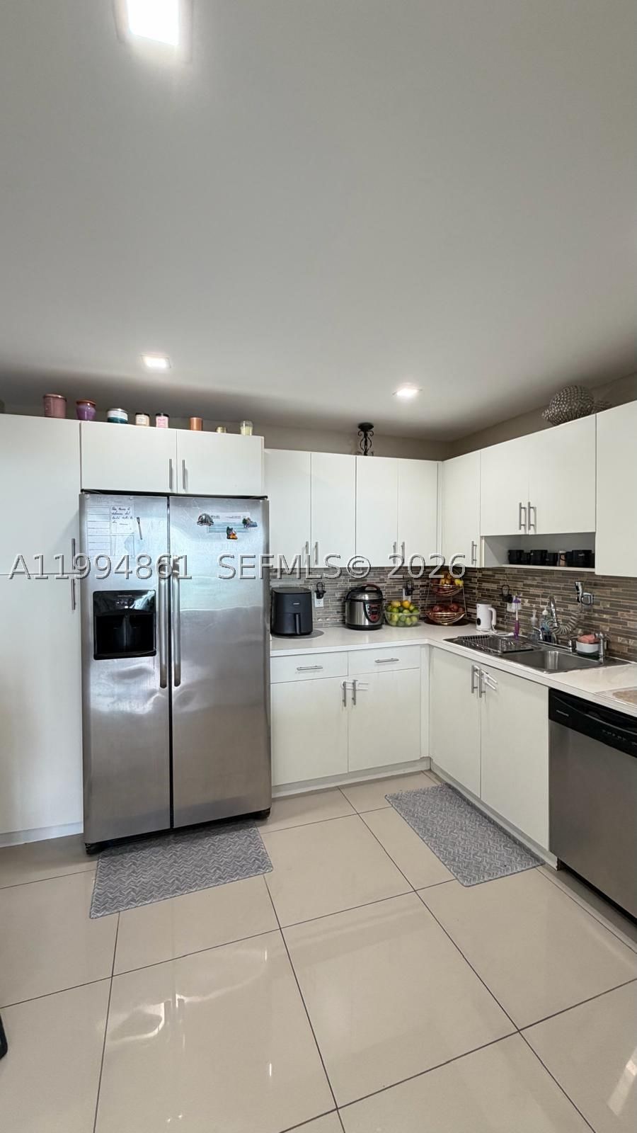 Real estate property located at 13499 Biscayne Blvd #805, Miami-dade, Sailboat Cay Condo, North Miami, FL