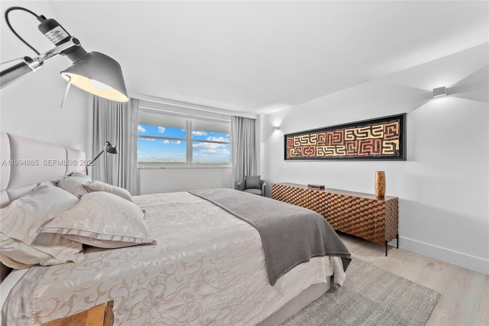 Real estate property located at 177 Ocean Lane Dr #812, Miami-dade, Key Biscaynes Commodore C, Key Biscayne, FL