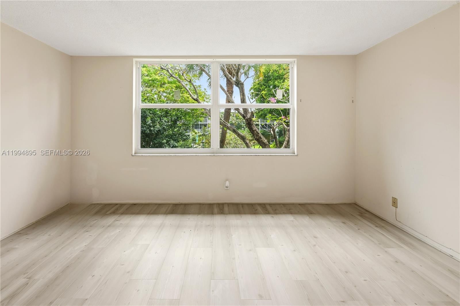 Real estate property located at 4025 Federal Hwy #226C, Broward, Kings Park Garden Apts Co, Oakland Park, FL