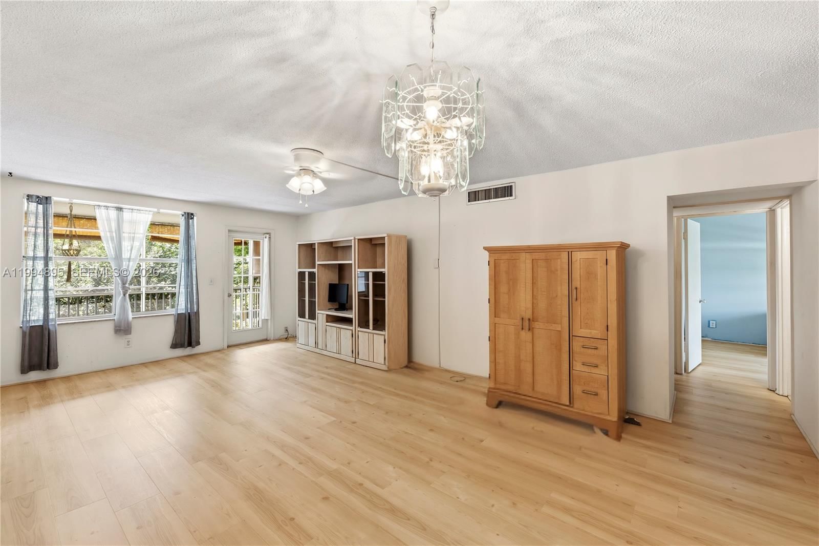 Real estate property located at 4025 Federal Hwy #226C, Broward, Kings Park Garden Apts Co, Oakland Park, FL