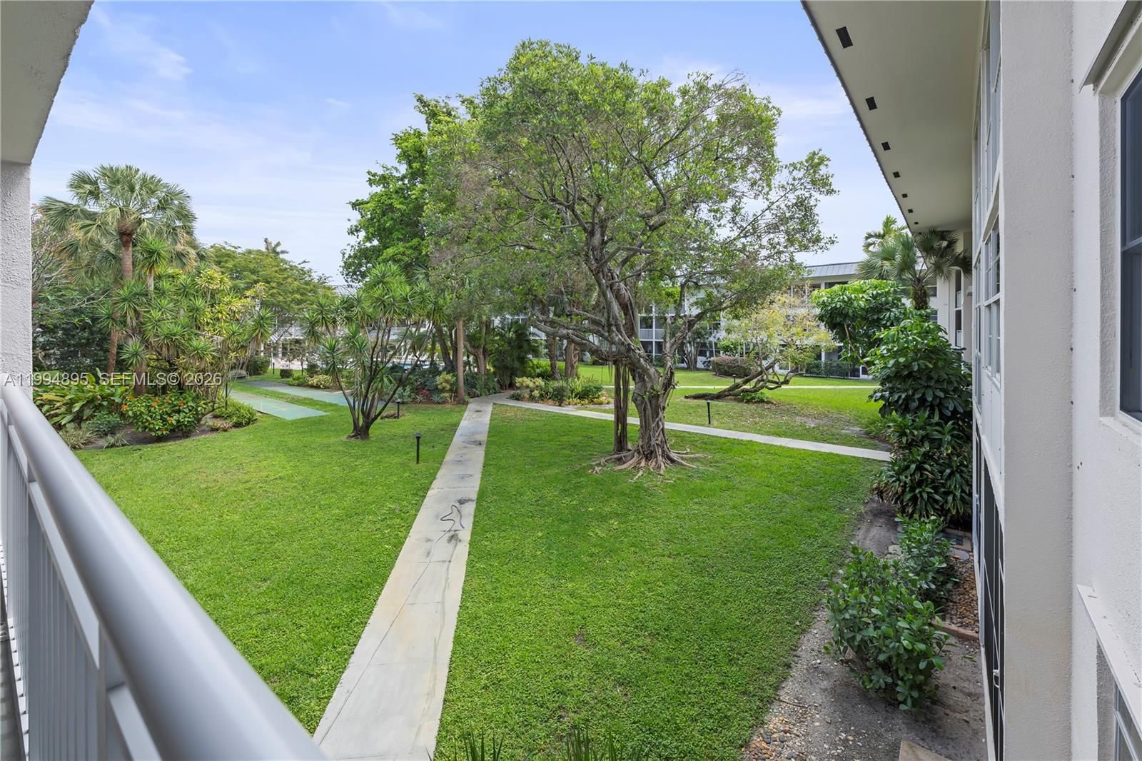 Real estate property located at 4025 Federal Hwy #226C, Broward, Kings Park Garden Apts Co, Oakland Park, FL