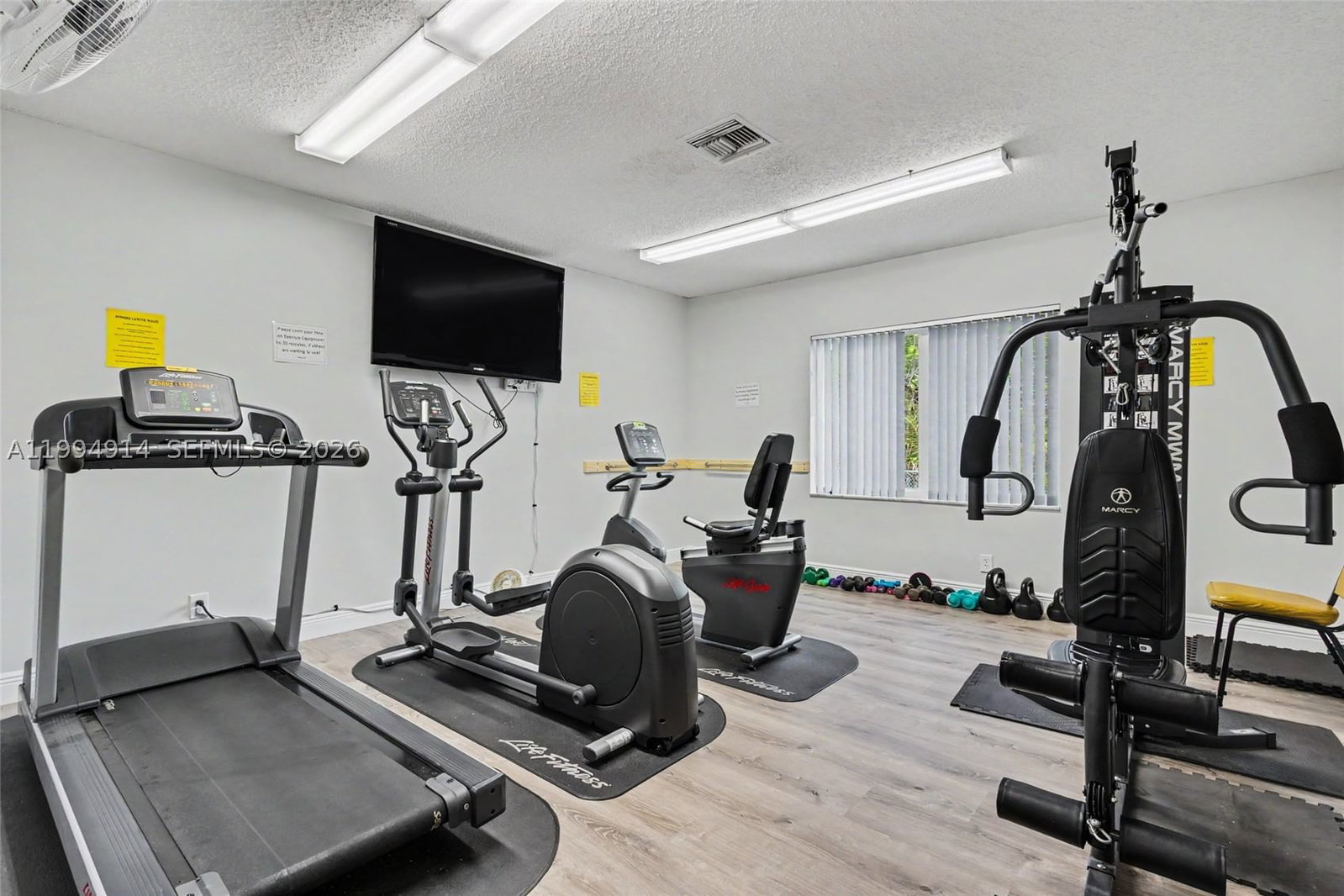 Real estate property located at 1300 12th Ct #6A, Broward, Crystal Court Manor No 6, Hollywood, FL