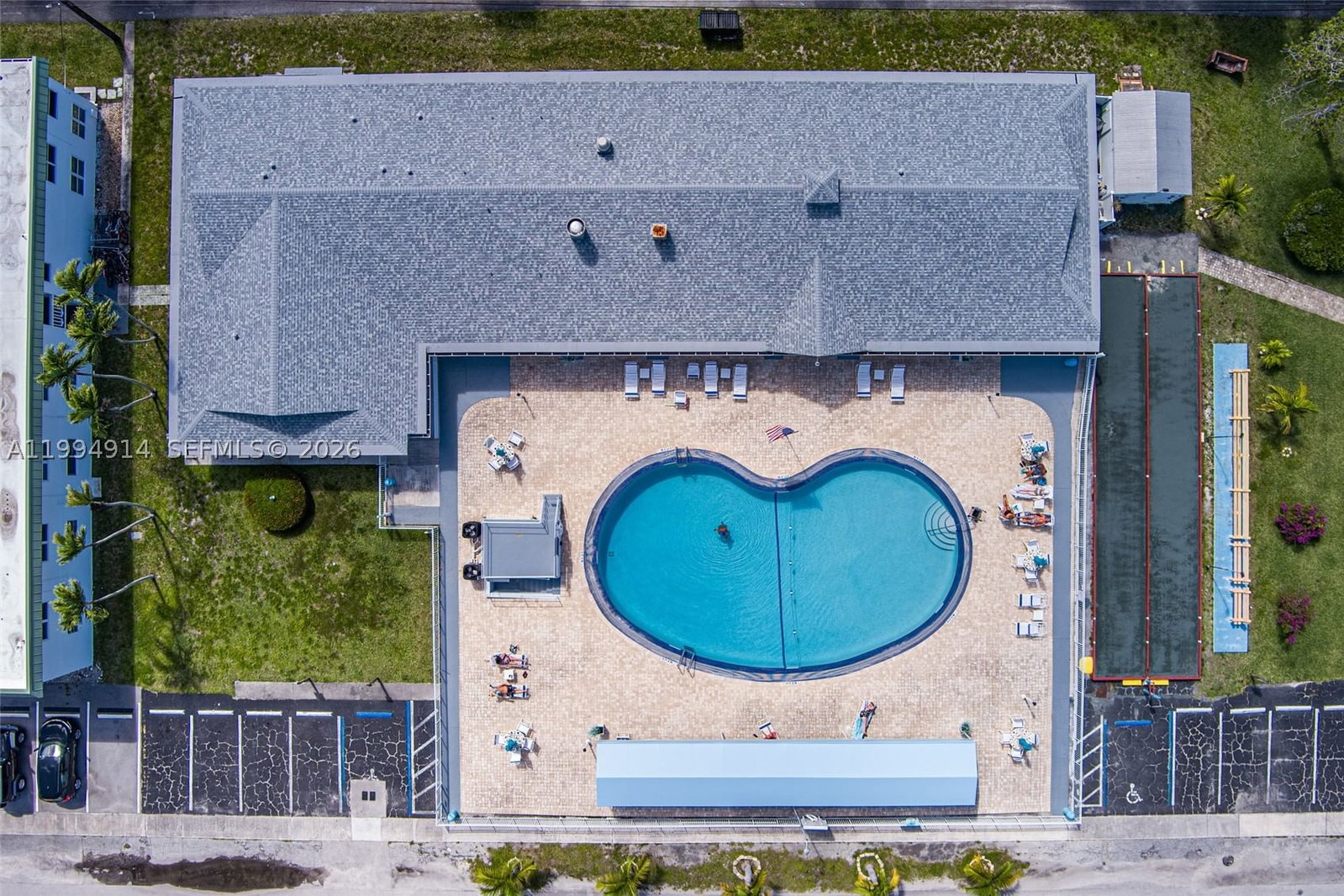 Real estate property located at 1300 12th Ct #6A, Broward, Crystal Court Manor No 6, Hollywood, FL