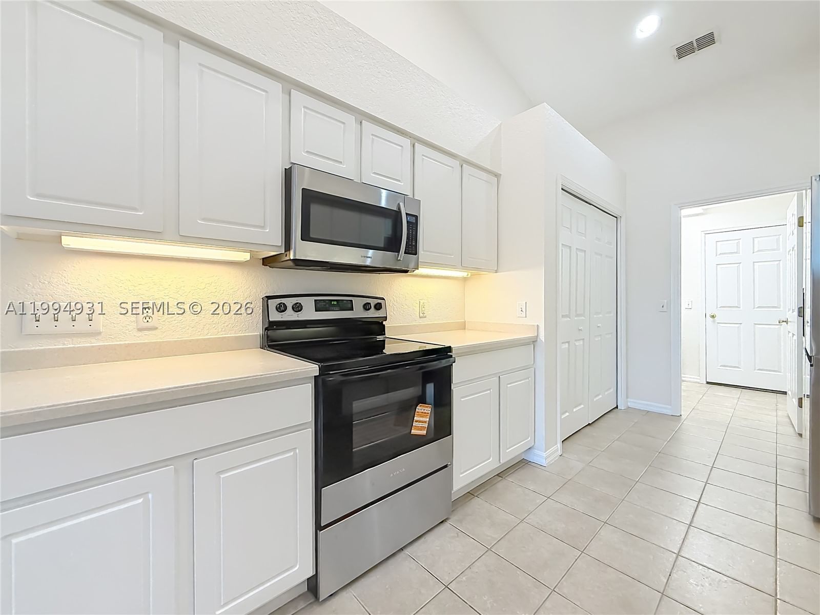 Real estate property located at 7443 BEAUMONT DR, Polk, Huntington Ridge, Lakeland, FL