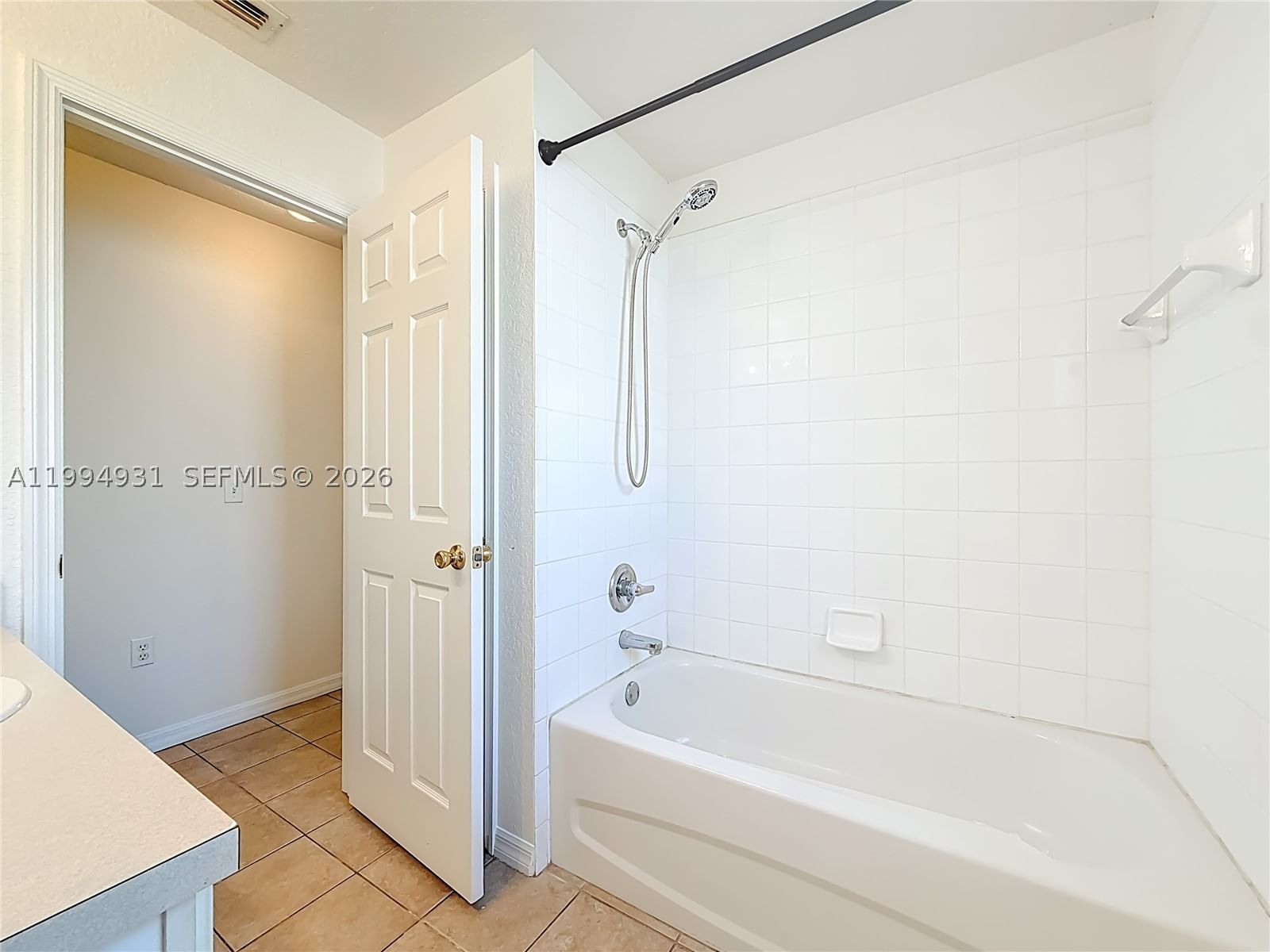 Real estate property located at 7443 BEAUMONT DR, Polk, Huntington Ridge, Lakeland, FL