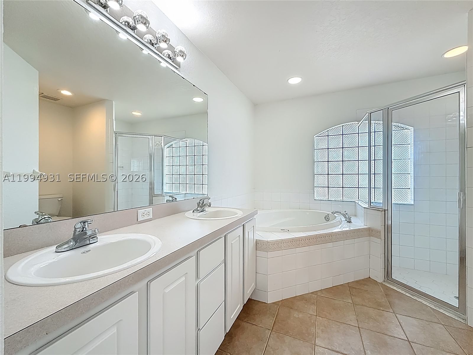 Real estate property located at 7443 BEAUMONT DR, Polk, Huntington Ridge, Lakeland, FL