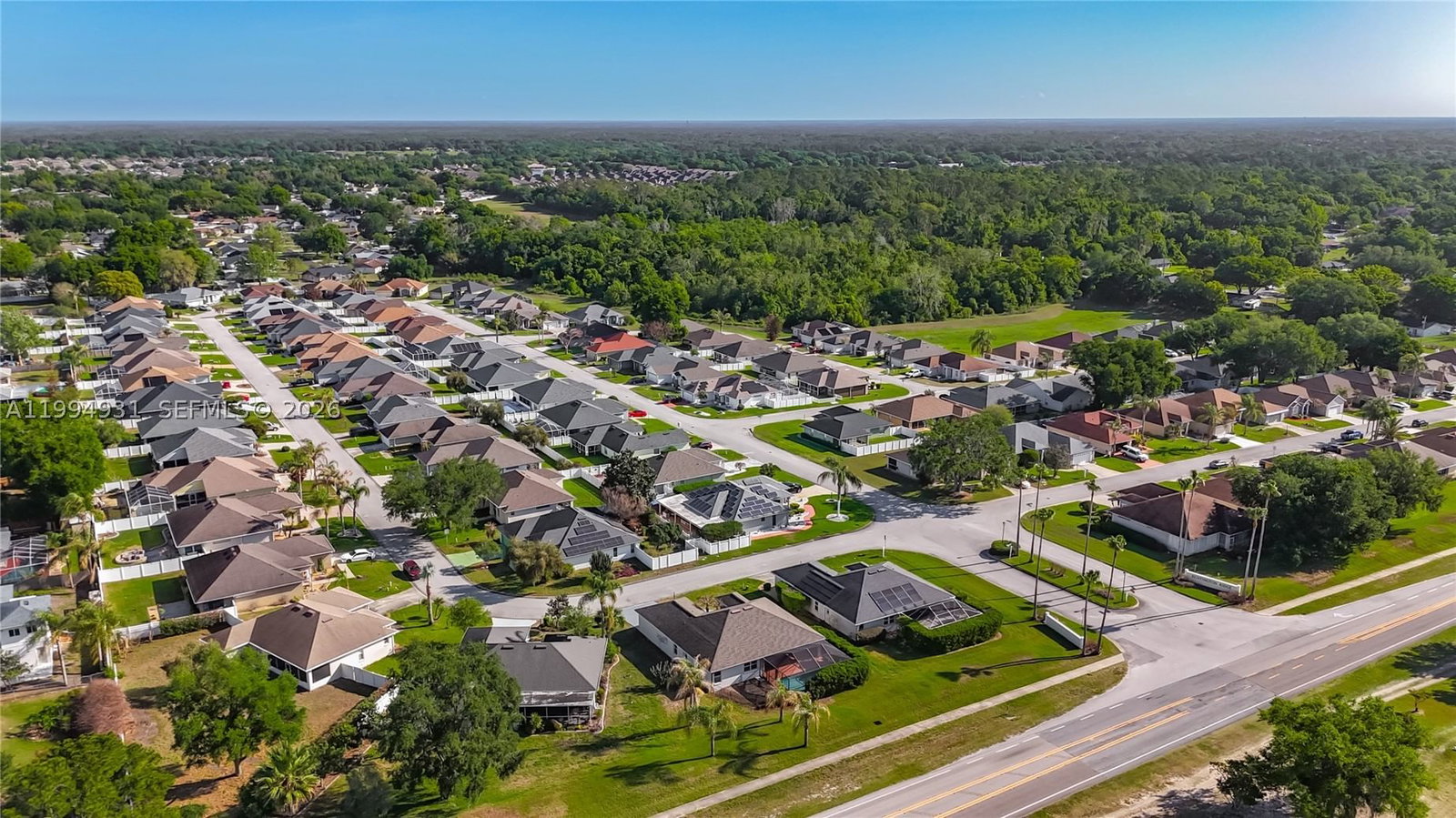 Real estate property located at 7443 BEAUMONT DR, Polk, Huntington Ridge, Lakeland, FL
