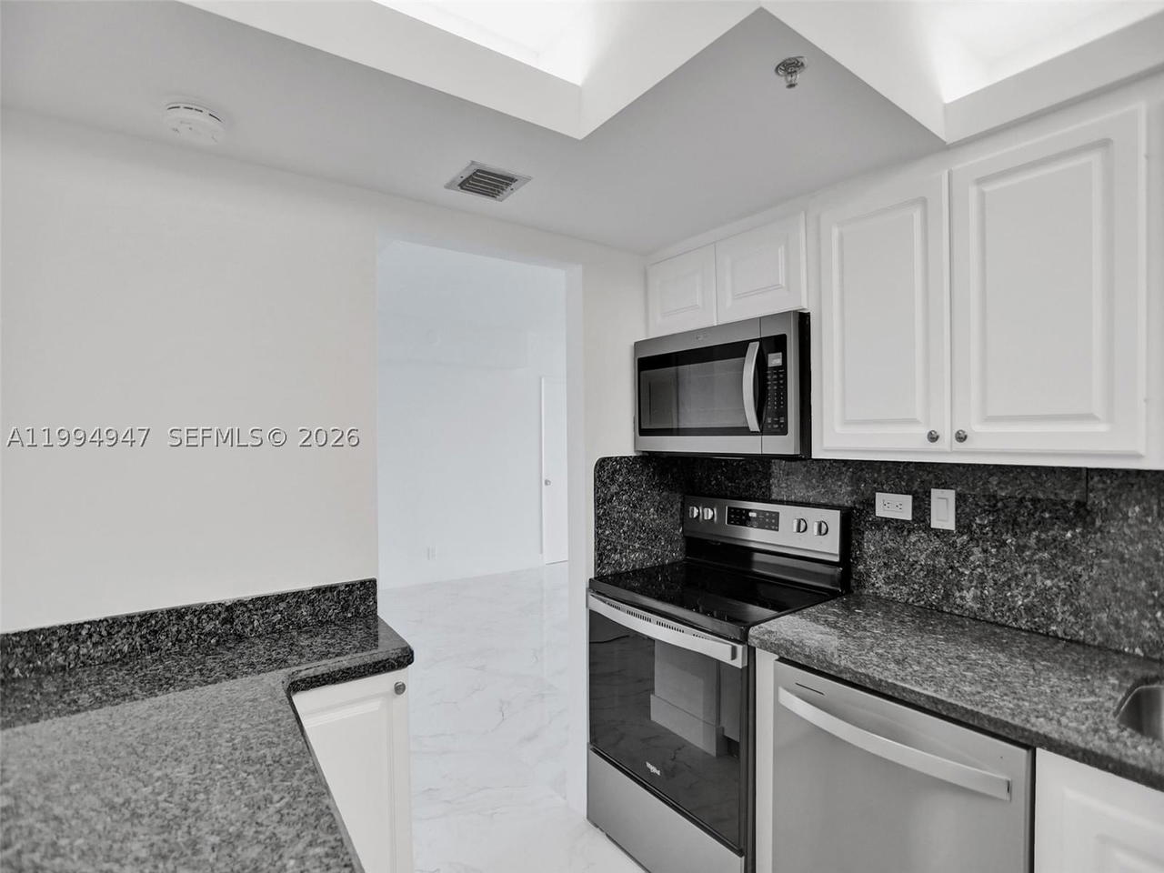 Real estate property located at 20355 34th Ct #1222, Miami-dade, Delvista Towers Condo, Aventura, FL