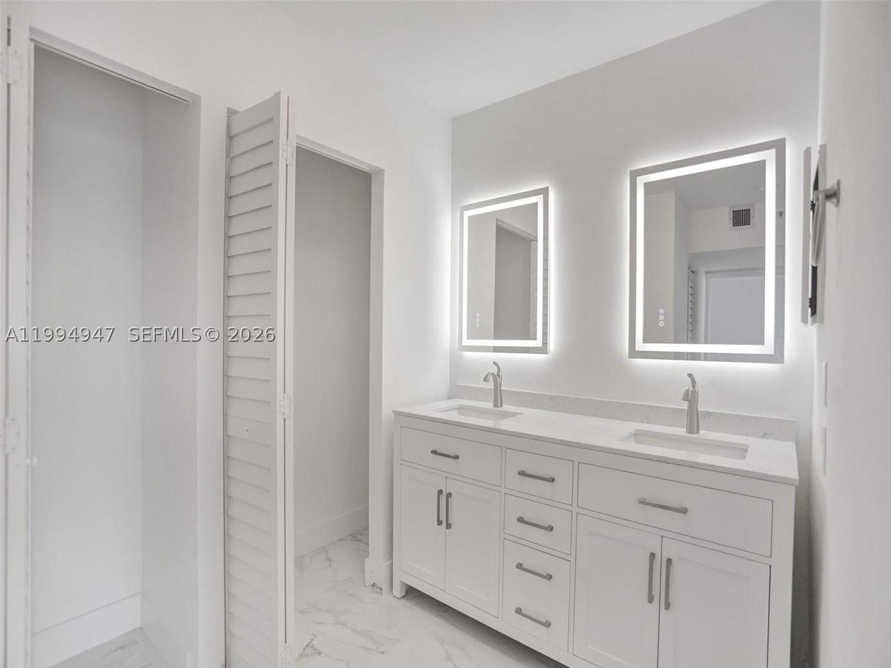 Real estate property located at 20355 34th Ct #1222, Miami-dade, Delvista Towers Condo, Aventura, FL