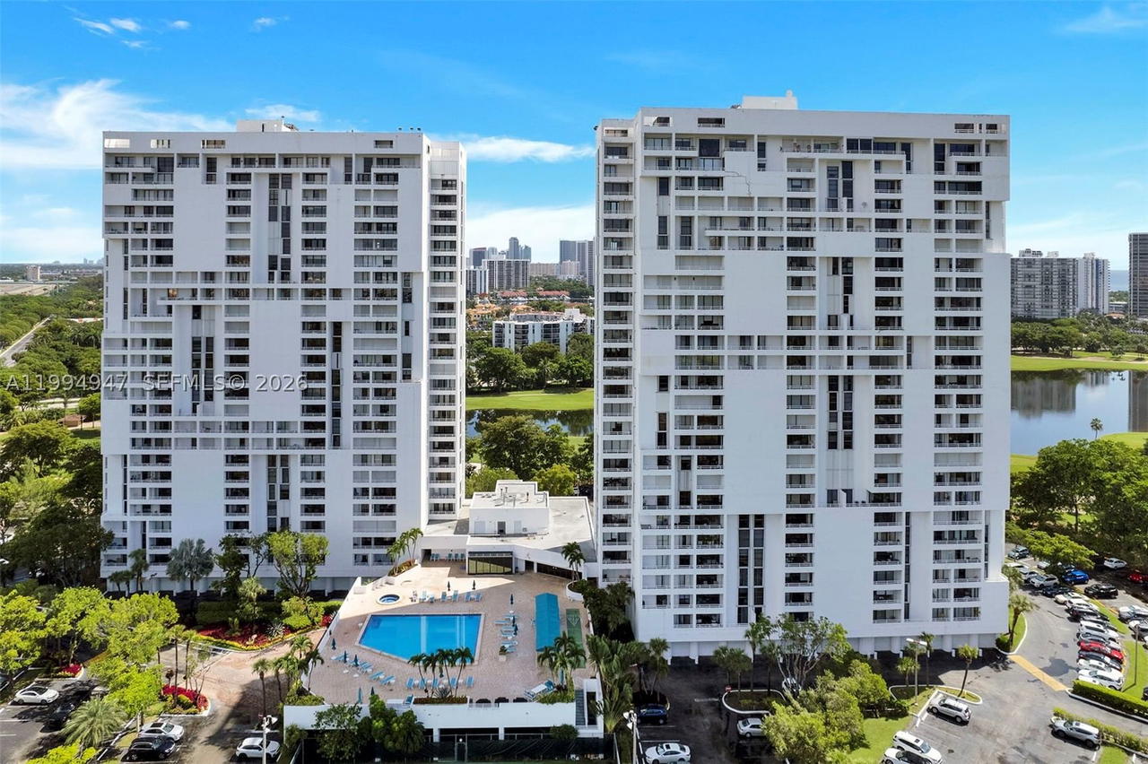 Real estate property located at 20355 34th Ct #1222, Miami-dade, Delvista Towers Condo, Aventura, FL