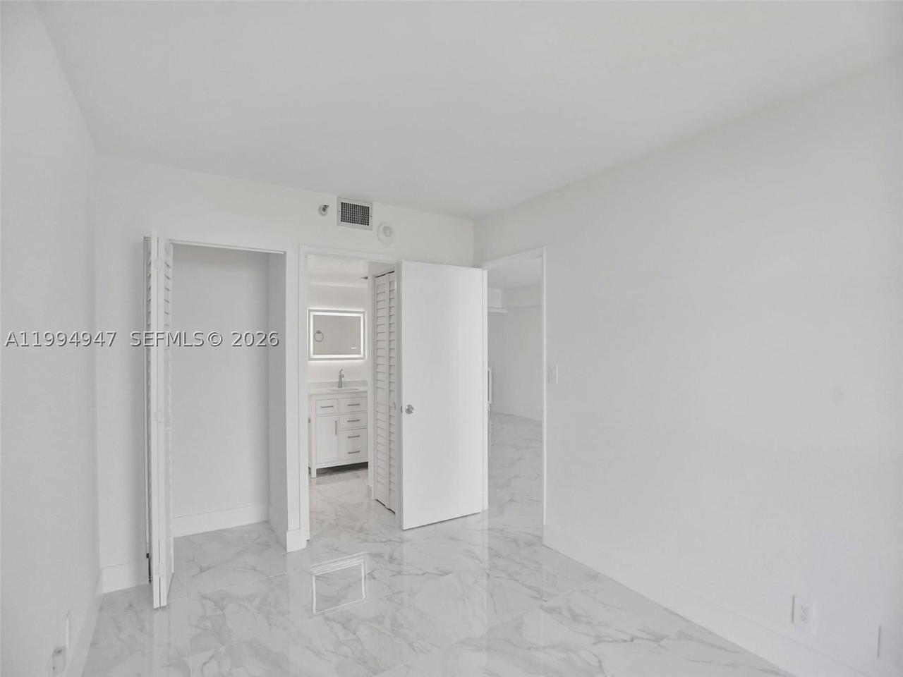 Real estate property located at 20355 34th Ct #1222, Miami-dade, Delvista Towers Condo, Aventura, FL