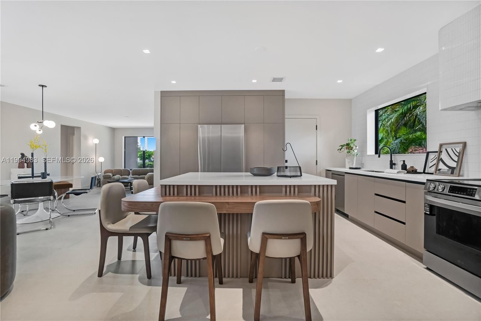 Real estate property located at 6207 10th St, Miami-dade, Alameda, West Miami, FL