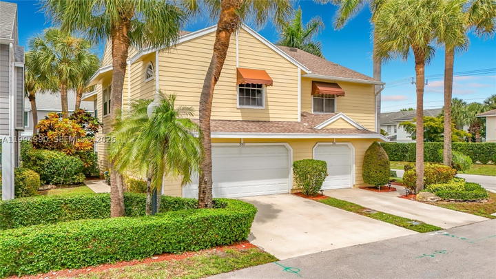 Real estate property located at 5043 Pointe Emerald Ln, Palm Beach, Fairfield At Boca 5 Of Ce, Boca Raton, FL