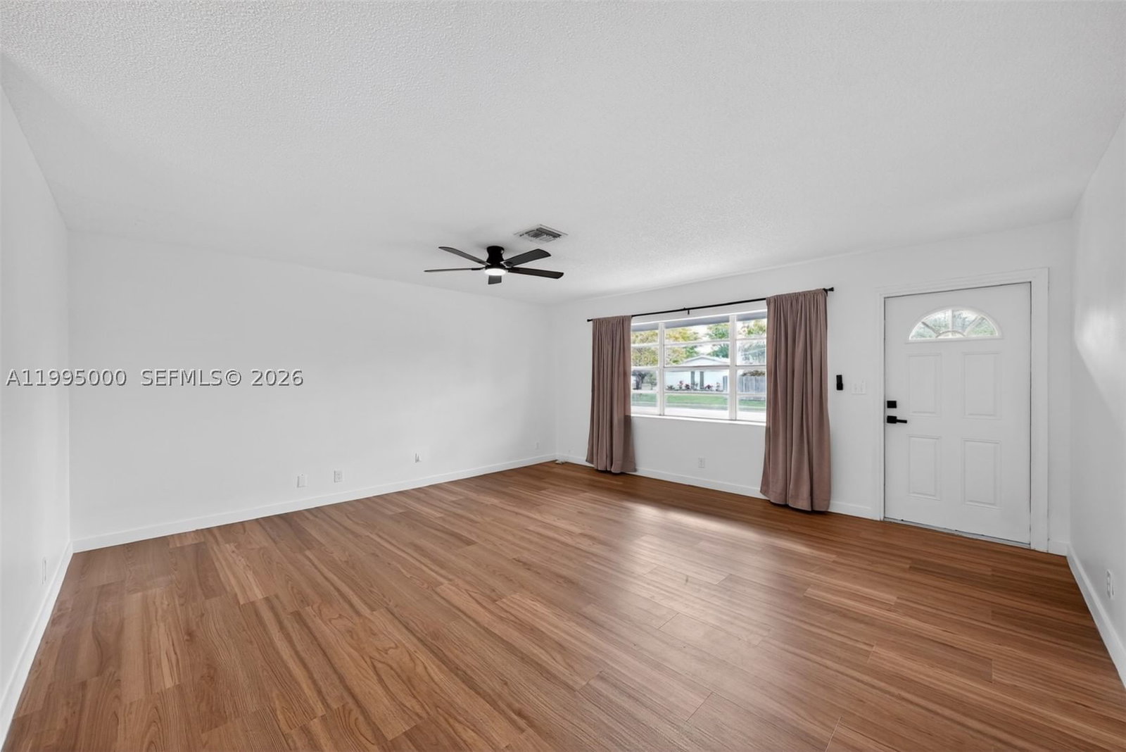 Real estate property located at 11550 112th Ave, Miami-dade, Killian Pines, Miami, FL